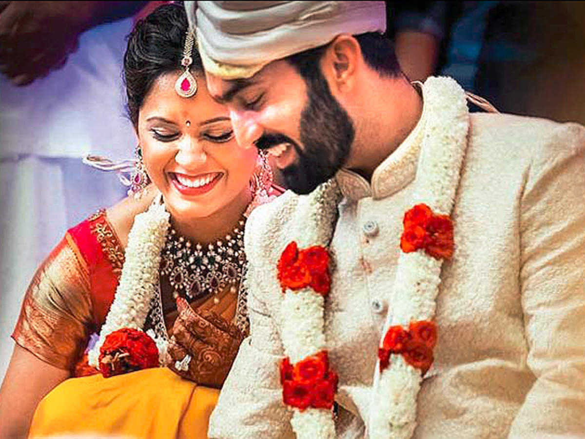 Dipika-Dinesh wedding files: A traditional Telugu wedding in round two -  The Economic Times