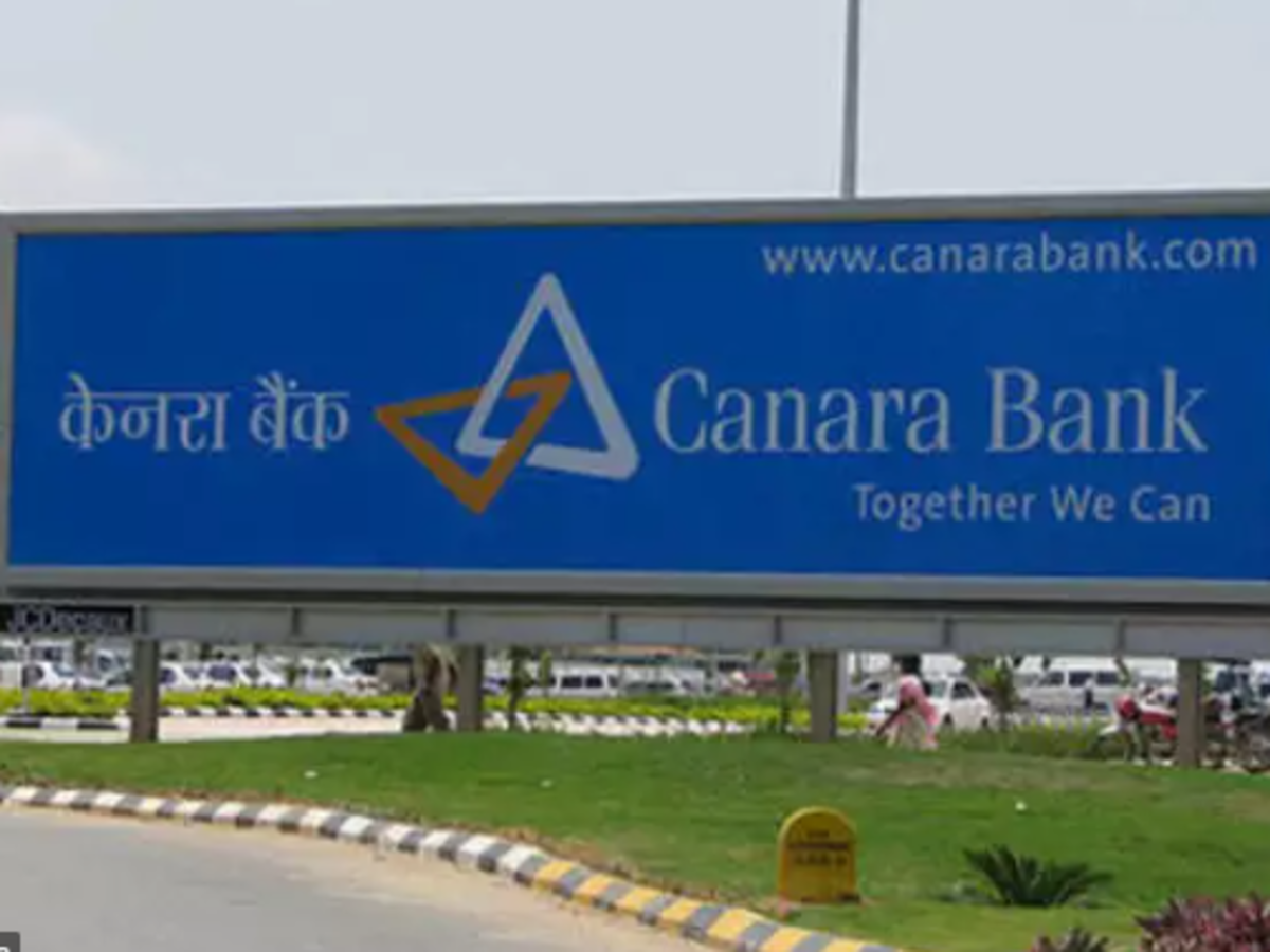 fundraising plans canara bank plans to raise up to rs 8 000 cr in fy21 the economic times canara bank plans to raise up to rs