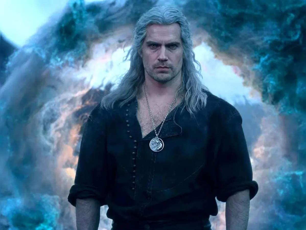 Henry Cavill injures leg on The Witcher set