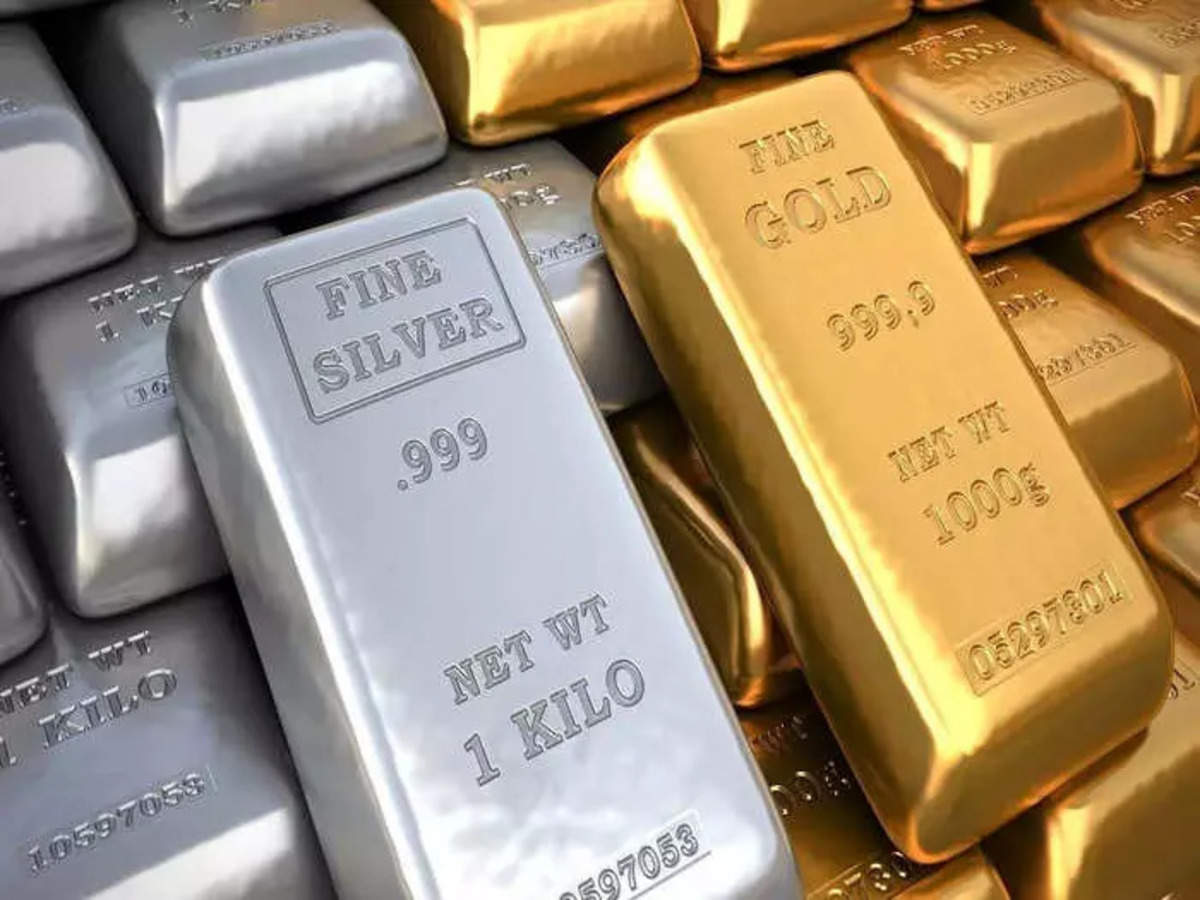 Gold Price Today: Yellow metal slips on steady dollar, offers buying  opportunity this Akshaya Tritiya - The Economic Times
