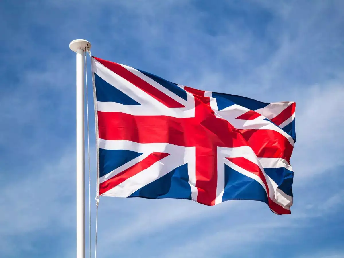 UK PM Andy Burnham promotes British Indian AI minister to Cabinet post — GLOBAL — Aslikannih