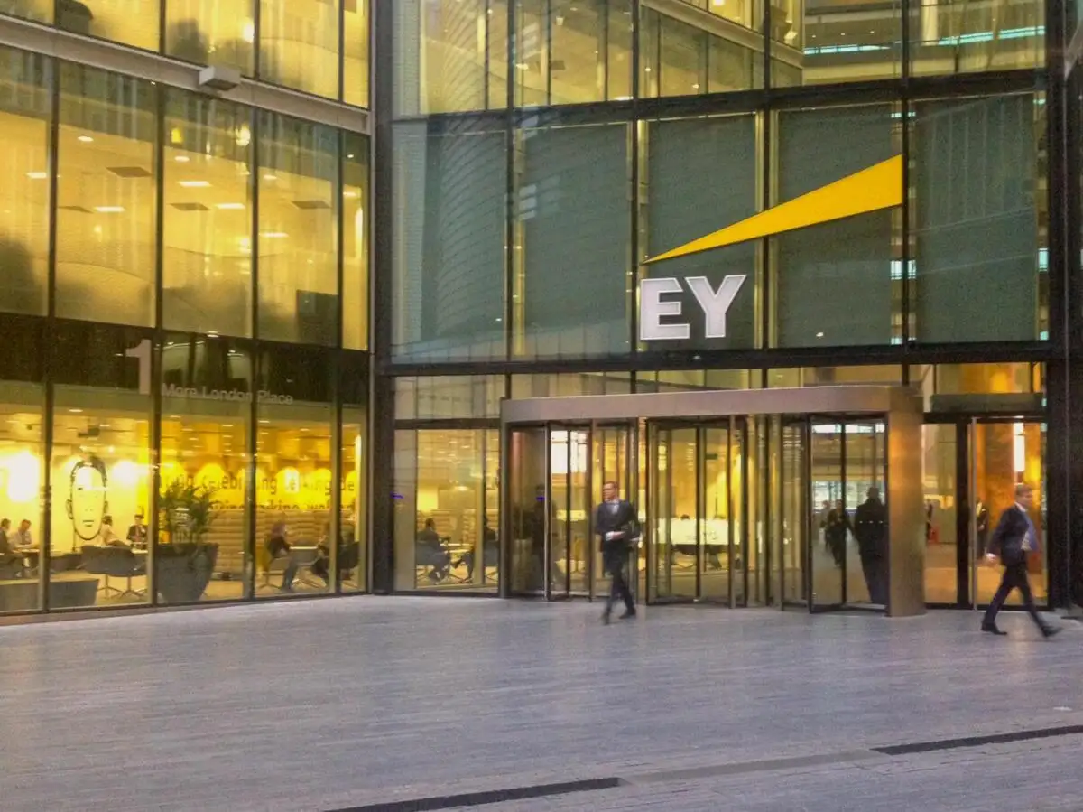 Another Accenture exec departs: Tyler Buffie moves to EY as principal - The Economic Times