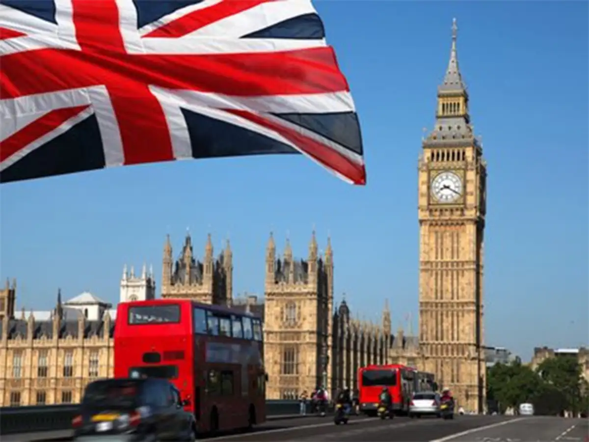UK: UK to scrap 'outdated' landing cards for Indians, others - The ...