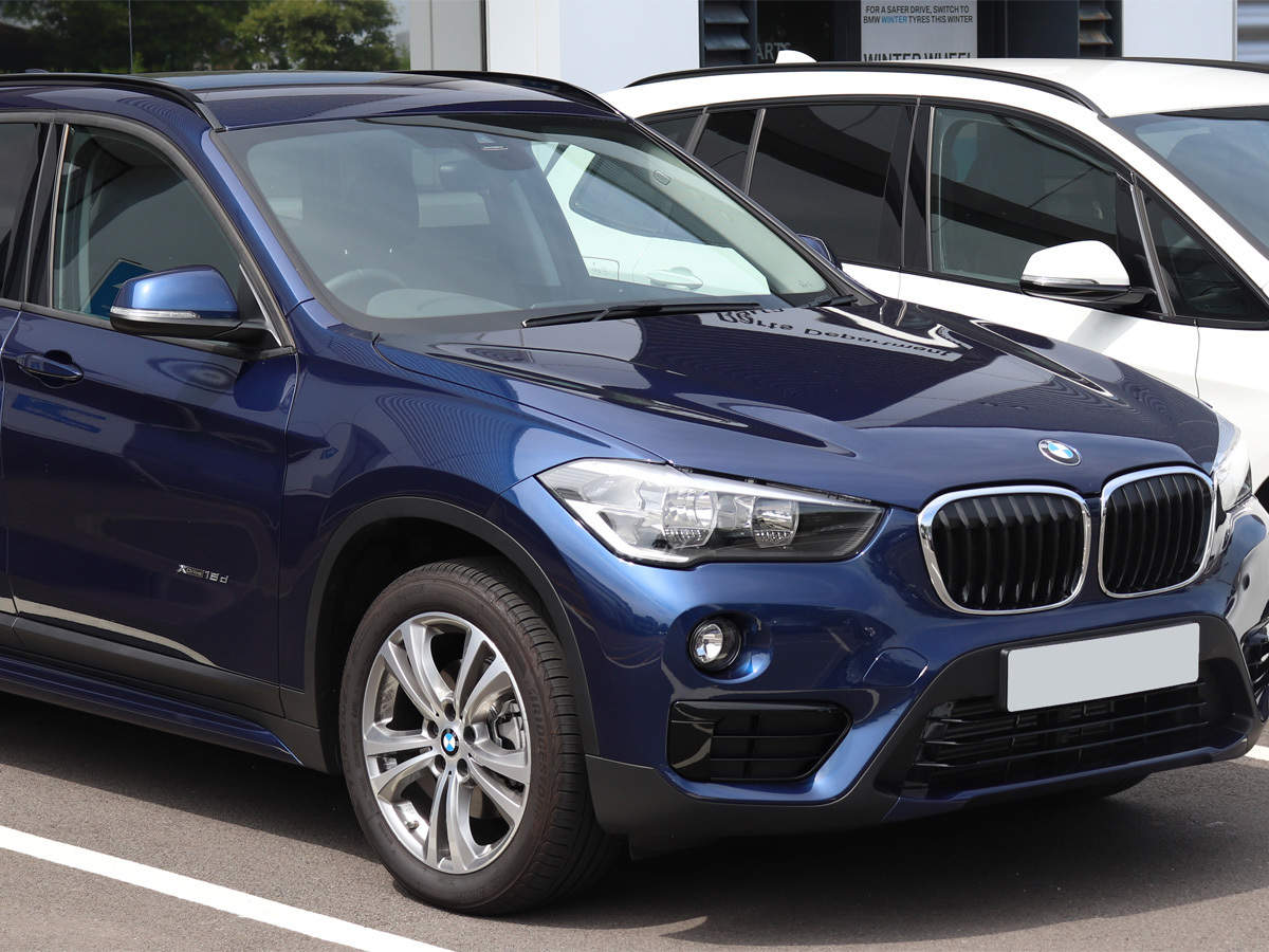 Bmw X1 Price In India Bmw All Set To Rule The Streets Drives In Updated Version Of X1 In India Priced At Rs 35 9 Lakh The Economic Times - the village 2019 bmw x5 be release date uae roblox