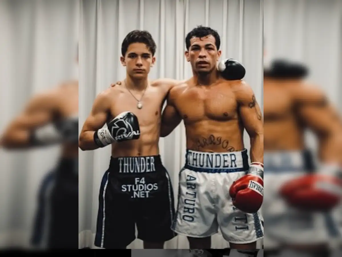 What happened to Arturo Gatti Jr.? Son of boxing legend found dead in  Mexico at just 17 - The Economic Times