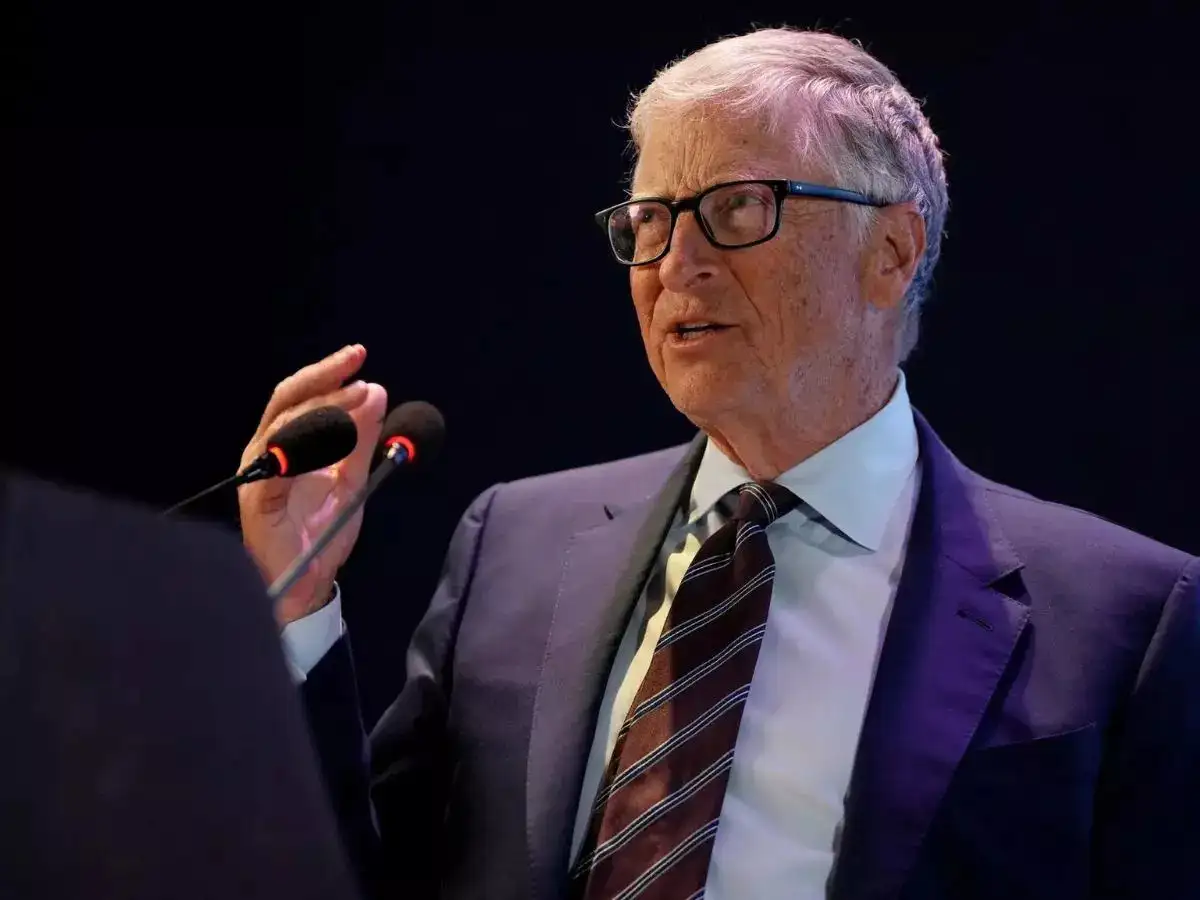 Bill Gates reveals names of four Indians he would love to have dinner with  - The Economic Times