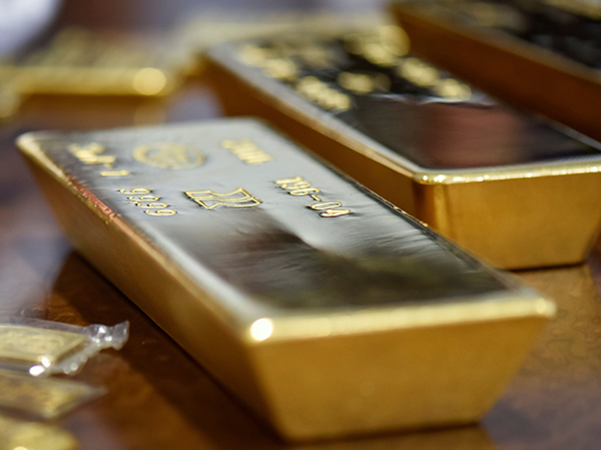 6 of the Best Gold Stocks to Buy Now, Investing