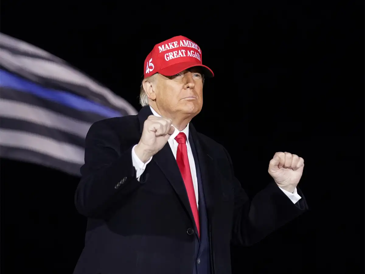 Donald Trump Promises Free Antibody Coronavirus Treatment To All Americans The Economic Times