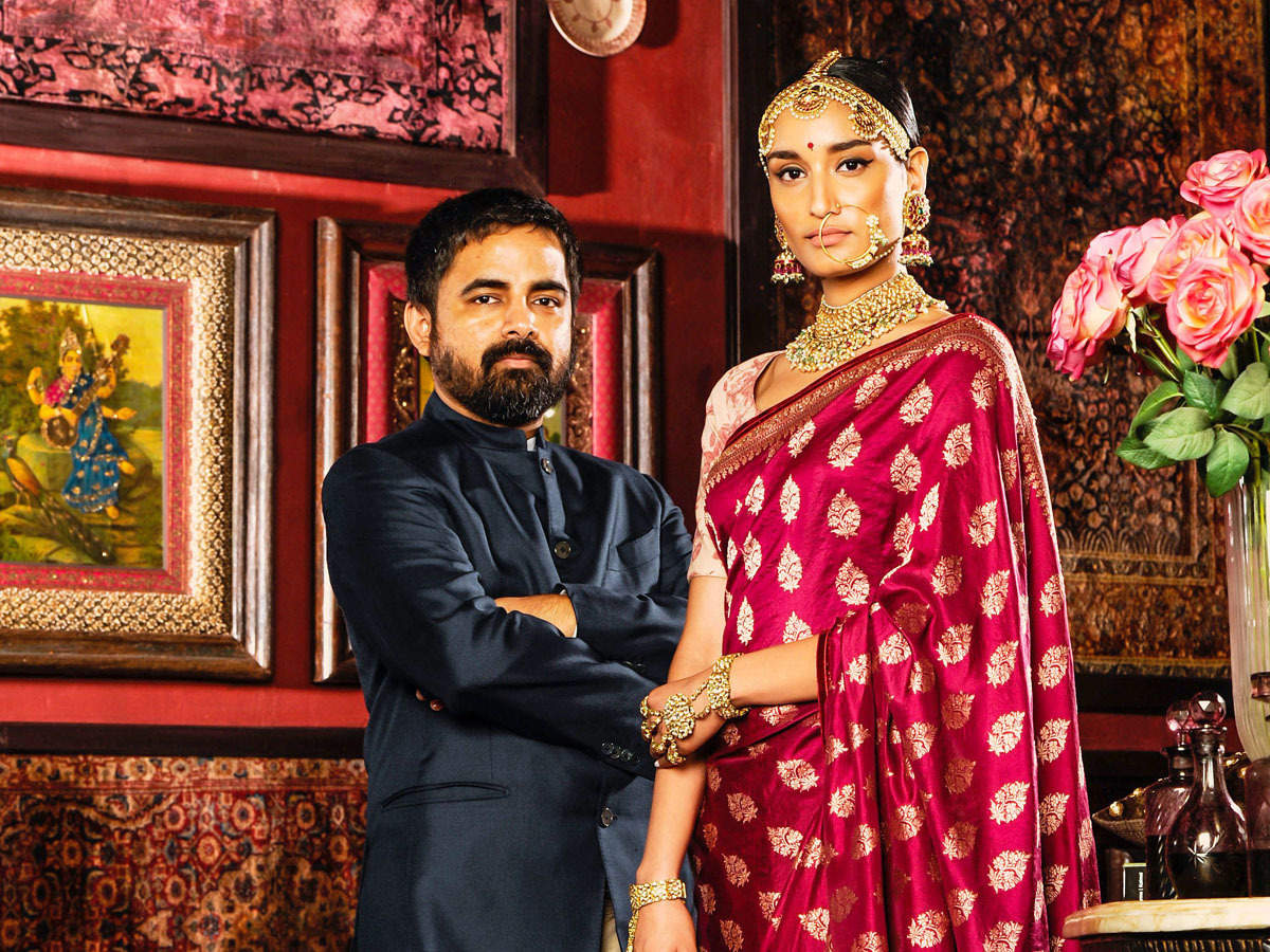 Sabyasachi Mukherjee Jewellery Line H M Tie Up Nyc Store How Sabyasachi Is Stitching A Grand Play Successful Legacy The Economic Times