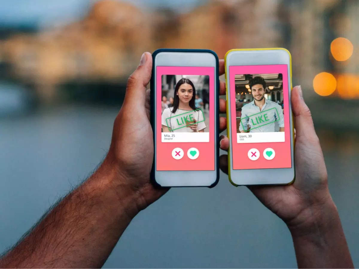 Top 10 Tinder hacks that can help you secure more matches