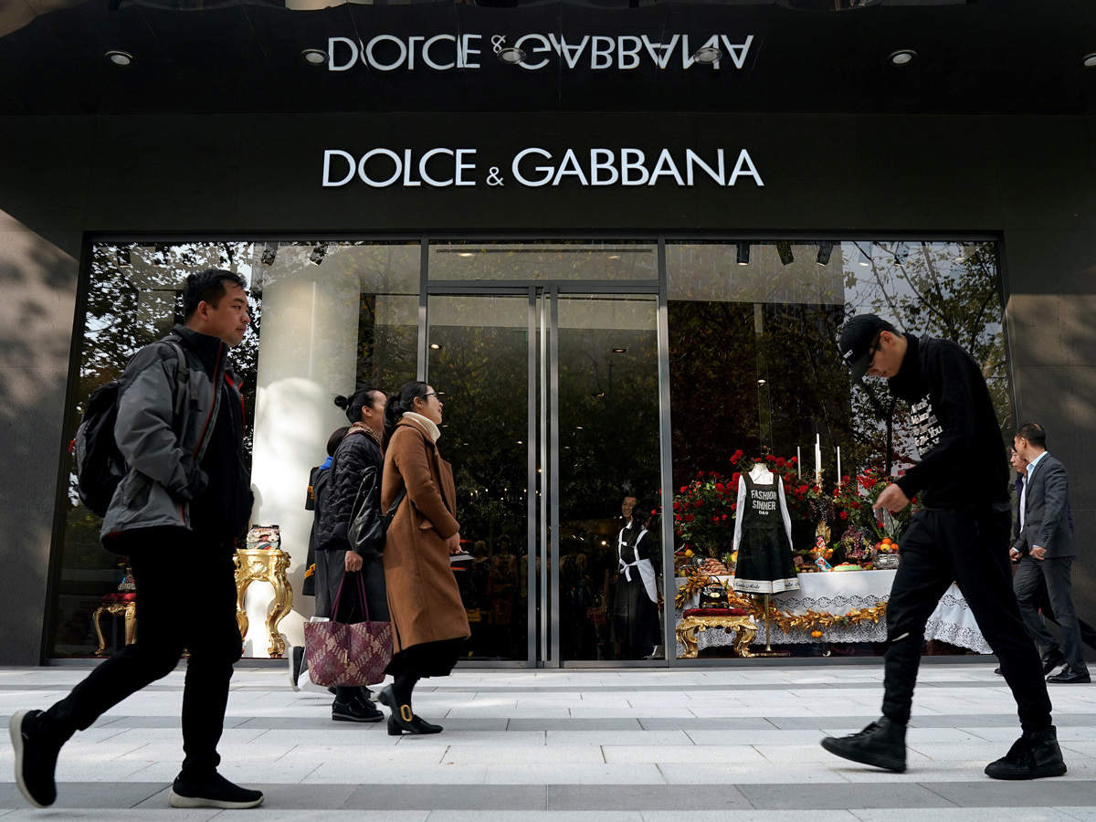 dolce and gabbana stock value