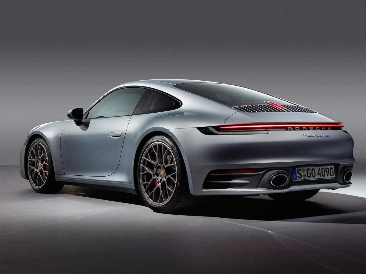 Porsche 911 Why Porsche S New 911 Priced At 133 000 Is Worth Ladling On All The Upgrades The Economic Times