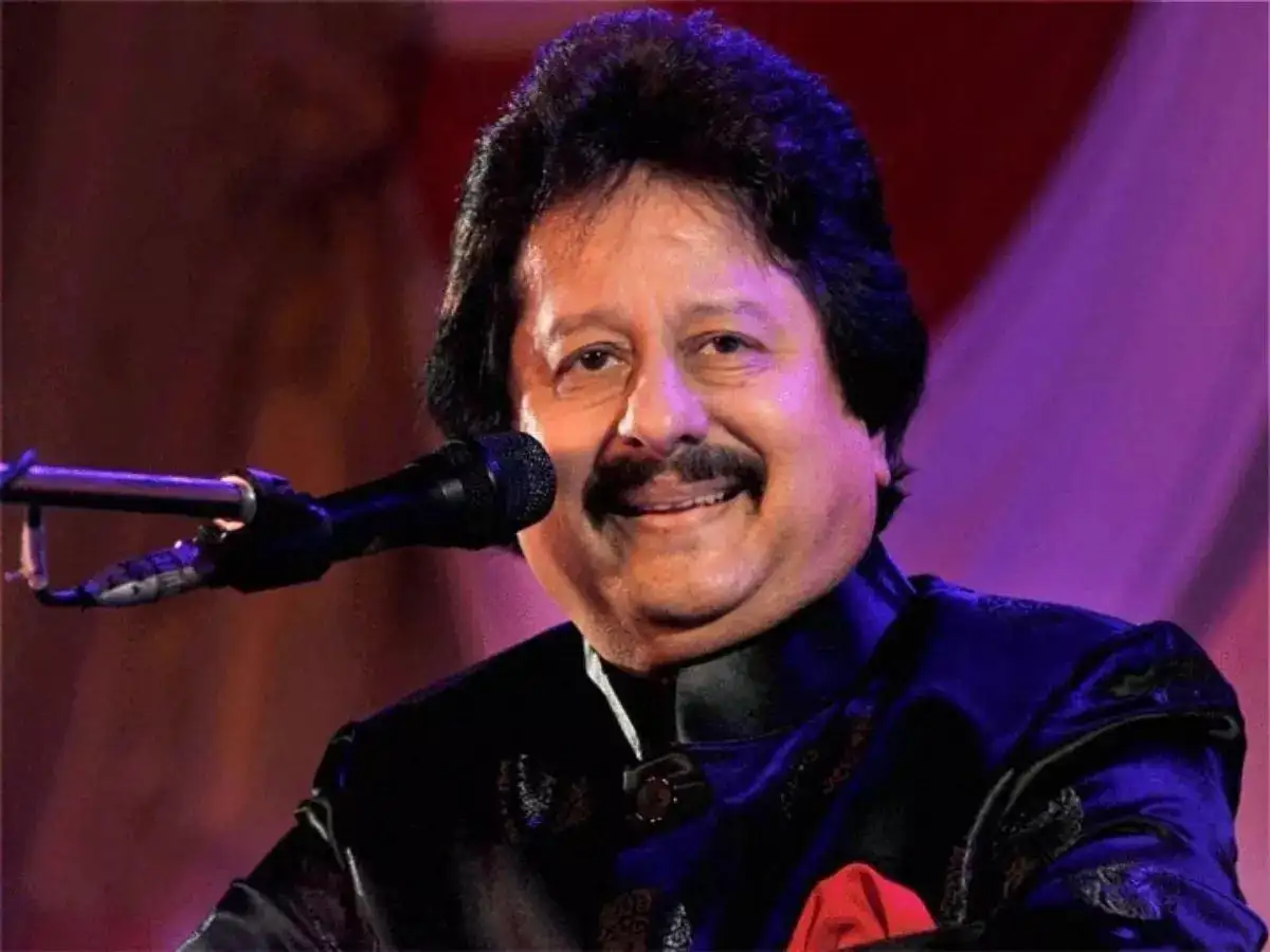 Listening to ghazals - The Economic Times