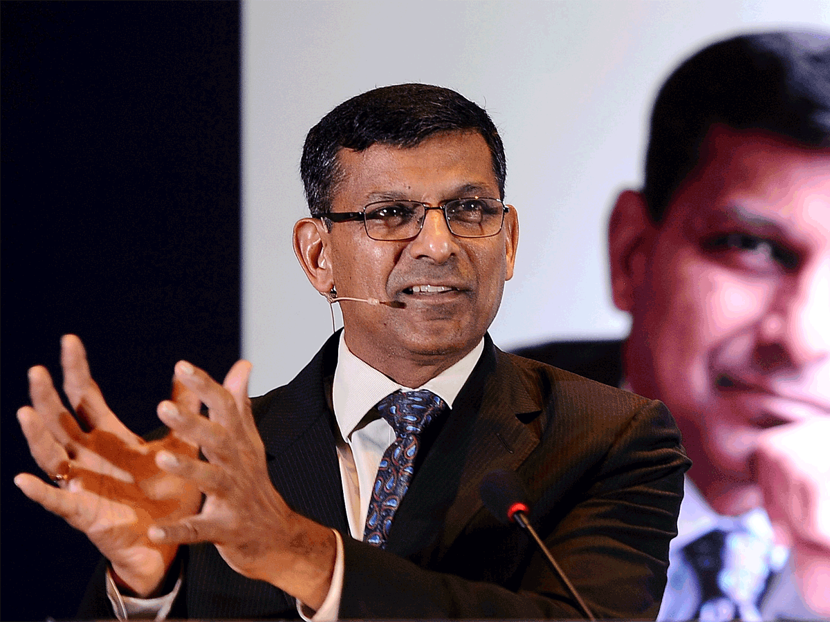 Raghuram Rajan Spend Where You Need To Spend What It Takes Raghuram Rajan The Economic Times