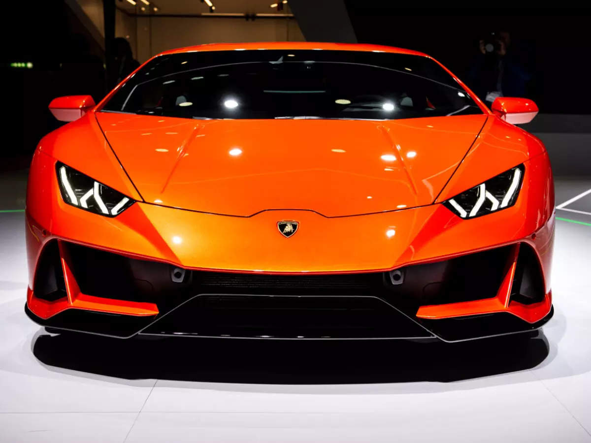 Lamborghini India: Lamborghini looks to deliver consistent growth in India  during 2022 - The Economic Times
