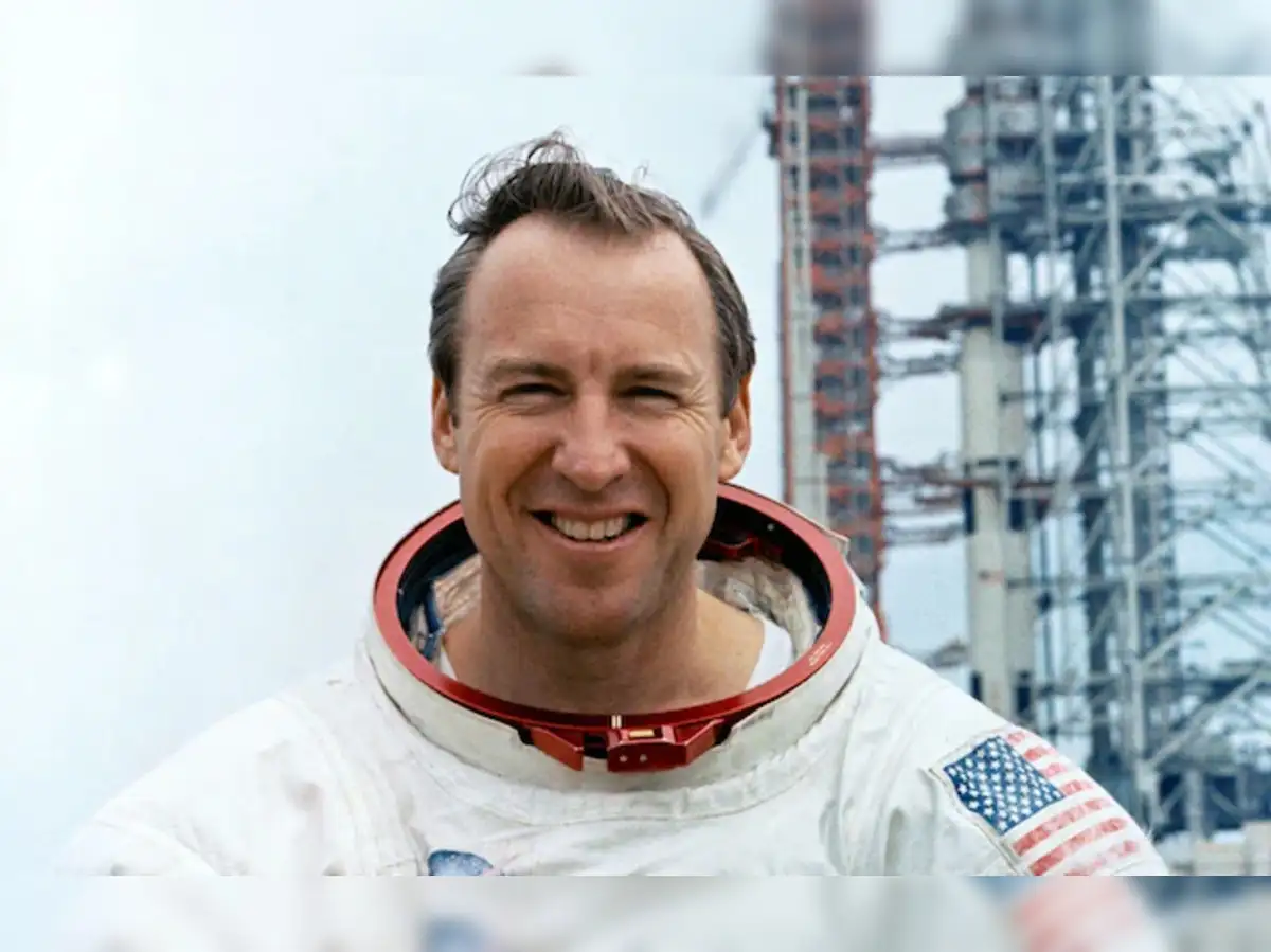 Jim Lovell death Apollo 13 legacy: Jim ...