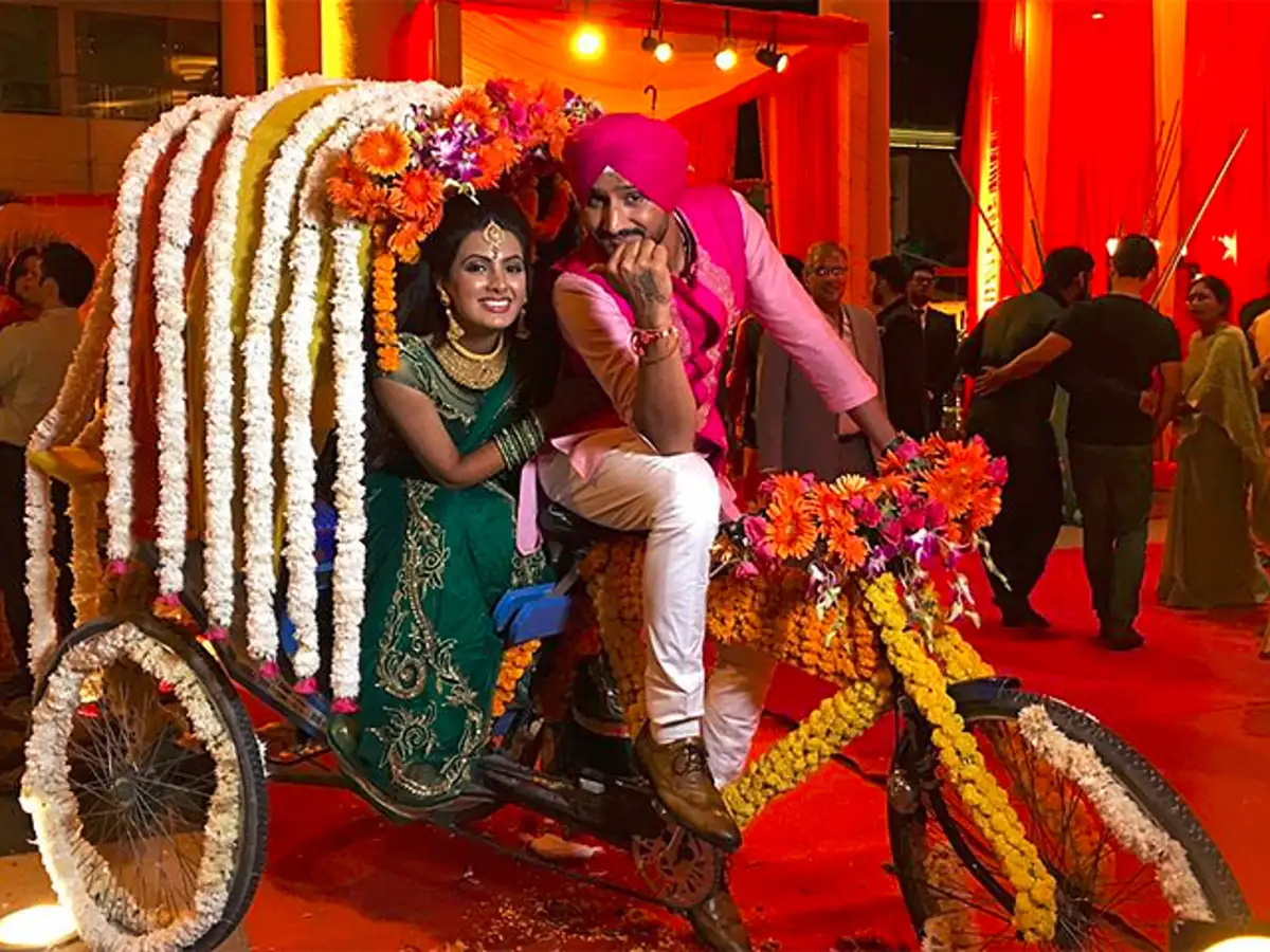 Harbhajan Singh Geeta Basra Post Sangeet Pictures On Facebook Instagram The Economic Times It's time for double celebrations for actor geeta basra and her boyfriend harbhajan singh.