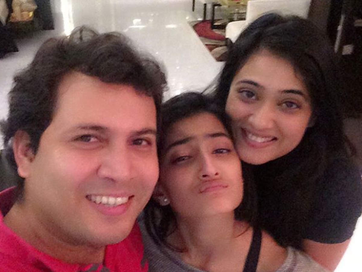 Abhinav Kohli Shweta Tiwaris daughter confirms stepdad abused her; actors mother-in-law says they want to get rid of Abhinav Kohli