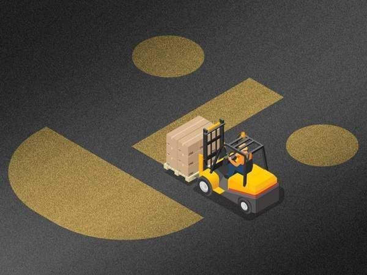 smart express funding: Logistics startup Smart Express raises Rs 100 crore  ahead of launch - The Economic Times