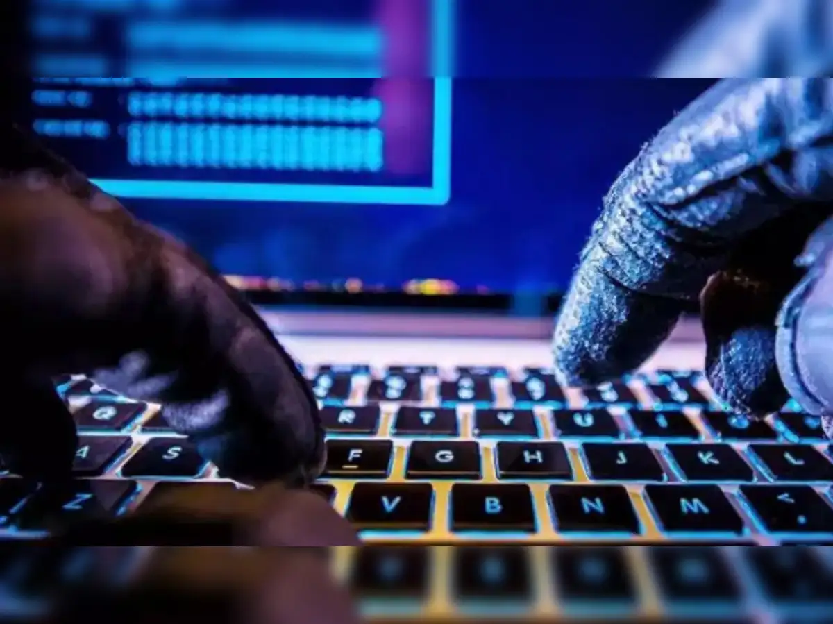 Italy hackers news: Italy warns hackers targeting known server ...