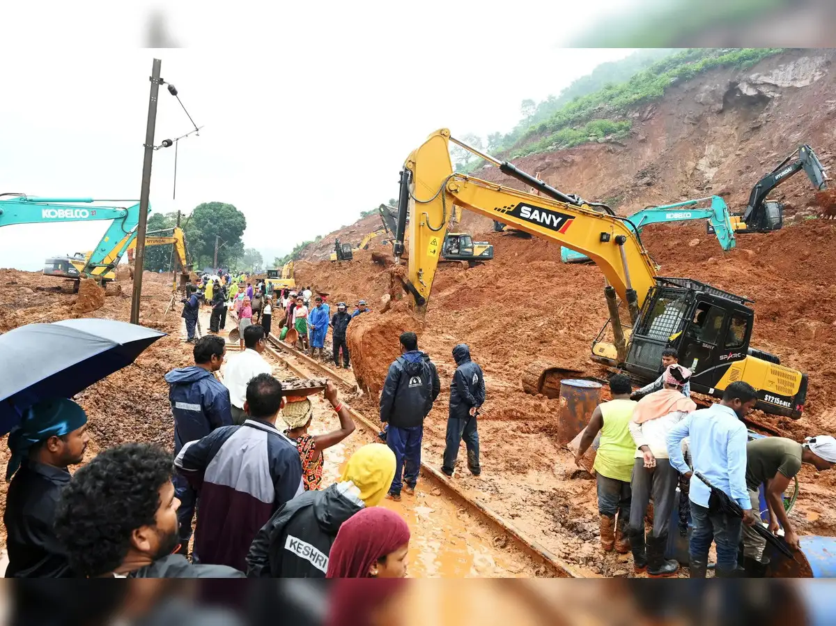 Darjeeling hit by heavy rains & landslides: Homes damaged, families  displaced, rescue efforts underway - The Economic Times
