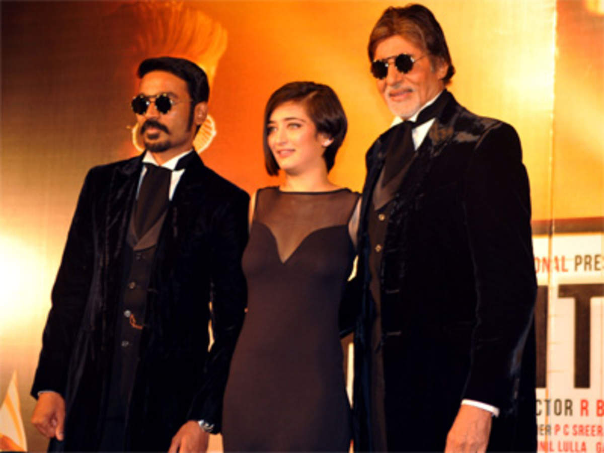 Family affair: Bachchans turn up to watch Big B's Shamitabh - India Today