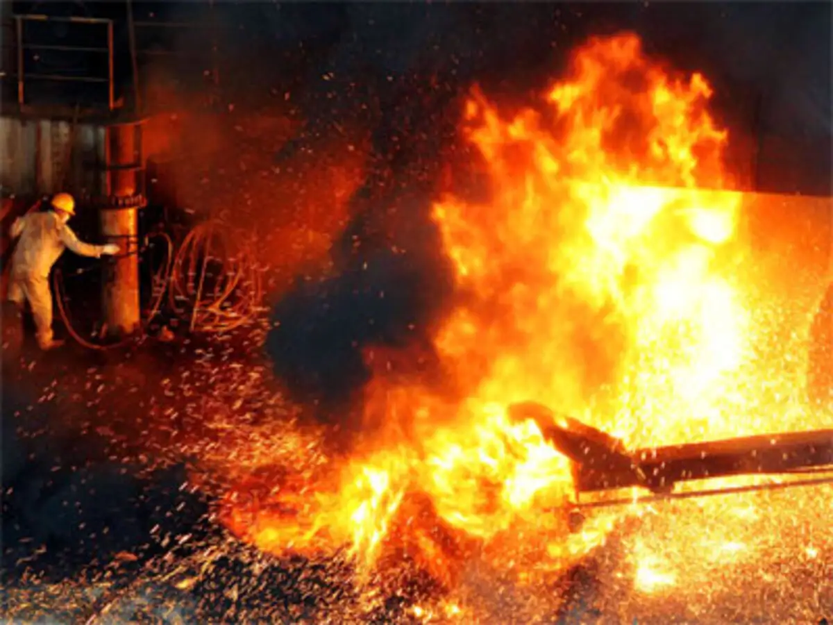 Big tragedy in Kutch, explosion in steel company's furnace, 10 people suffered severe burns