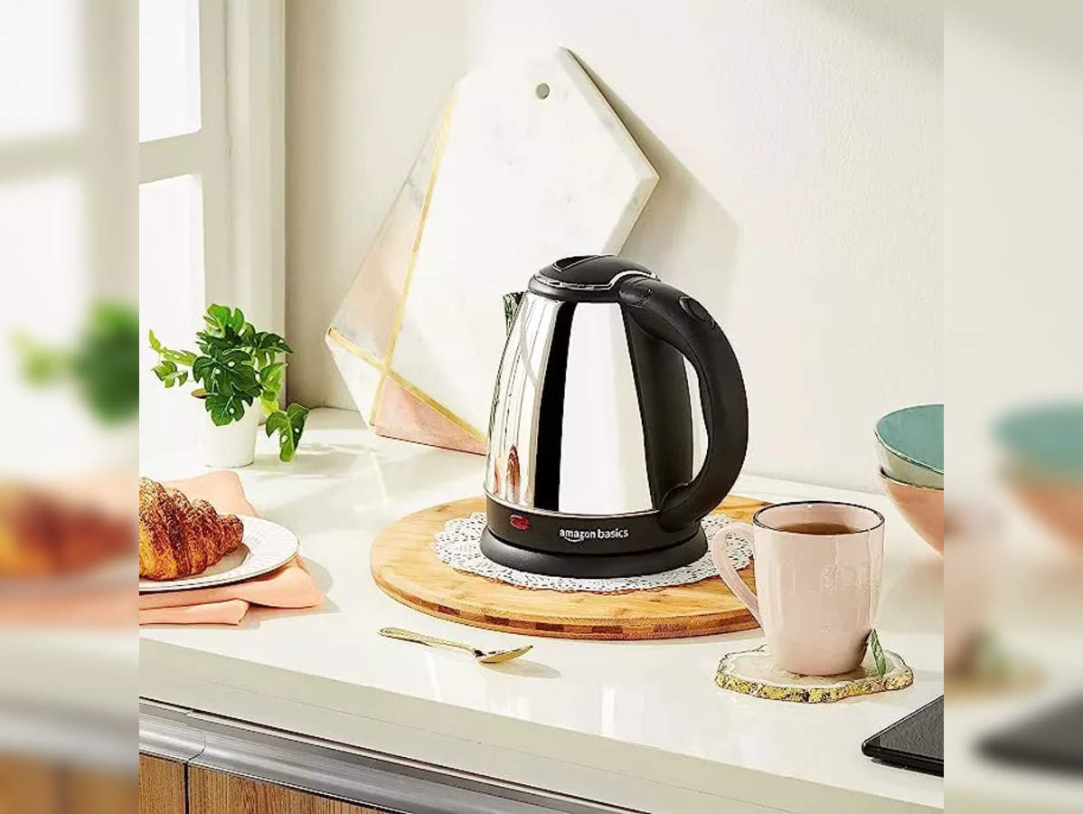 Did you know your electric kettle is also an instant noodle-maker?