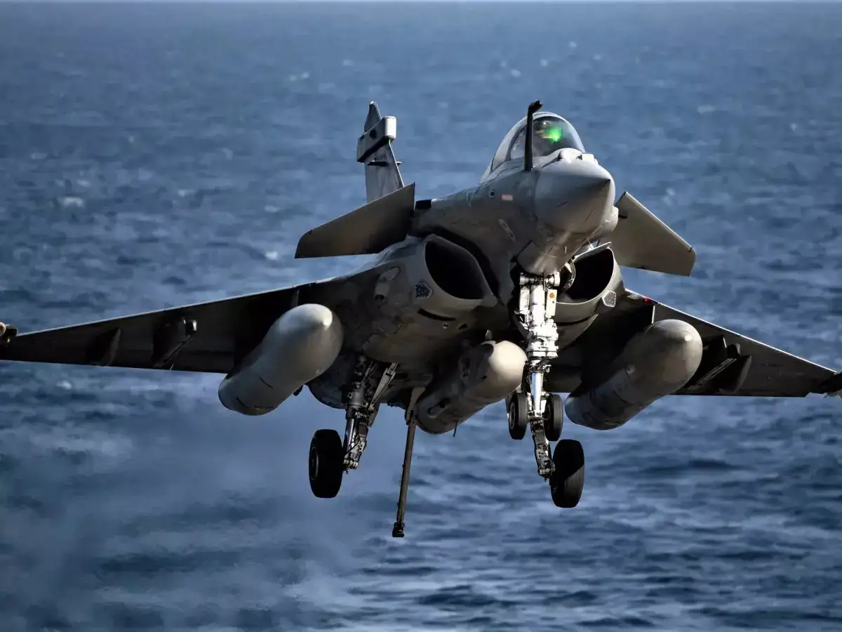 Dassault Aviation Announces 10-Week Pilot Training Must Precede Rafale Jet Delivery to Indian Navy