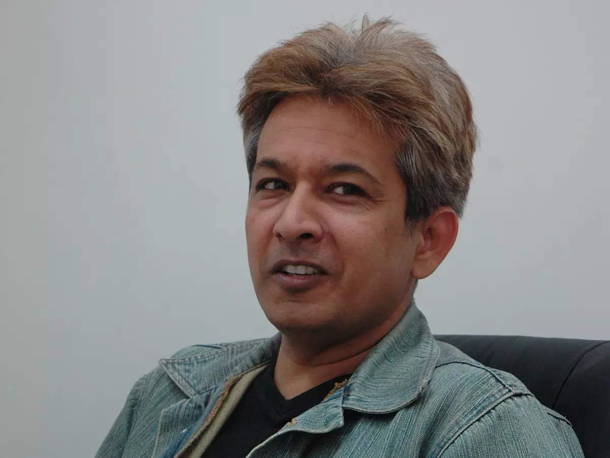 jawed habib: FIR, disgust & protest: Jawed Habib lands in trouble after  spitting controversy, issues apology - The Economic Times