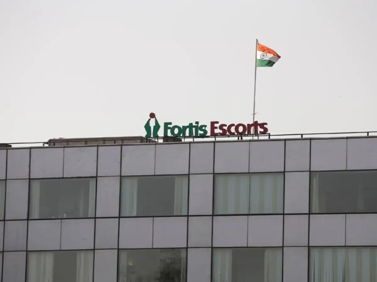 Fortis Healthcare Appoints Shirish Moreshwar Apte As Vice Chairman The Economic Times Critical care in india has grown very rapidly in the past decade.