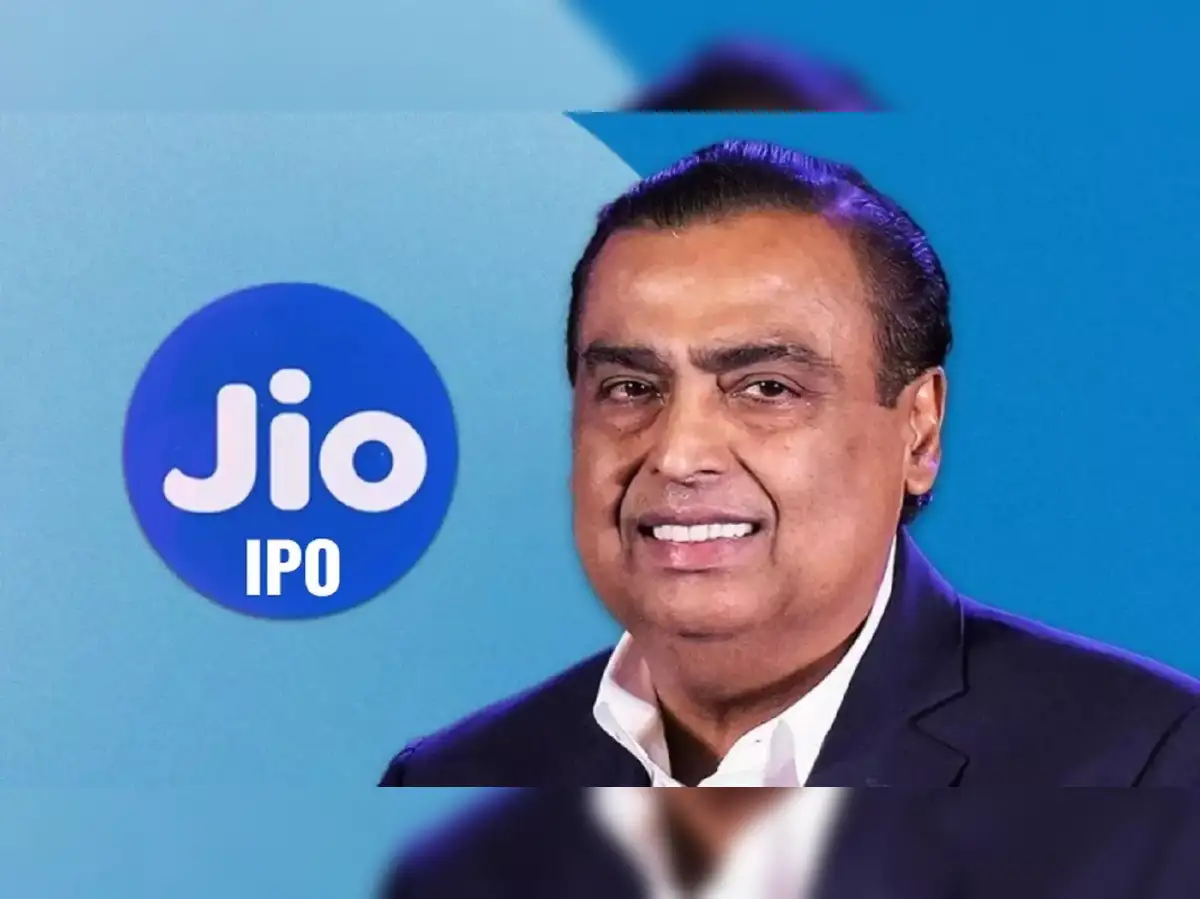 Reliance Jio Negotiates Stake Sale Ahead of IPO, Targeting Retail Investors