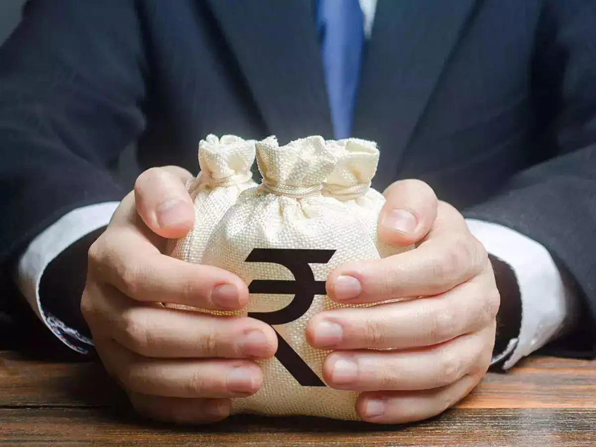 Tech, EVs, retail to drive India's salary boom in FY26: TeamLease - The Economic Times