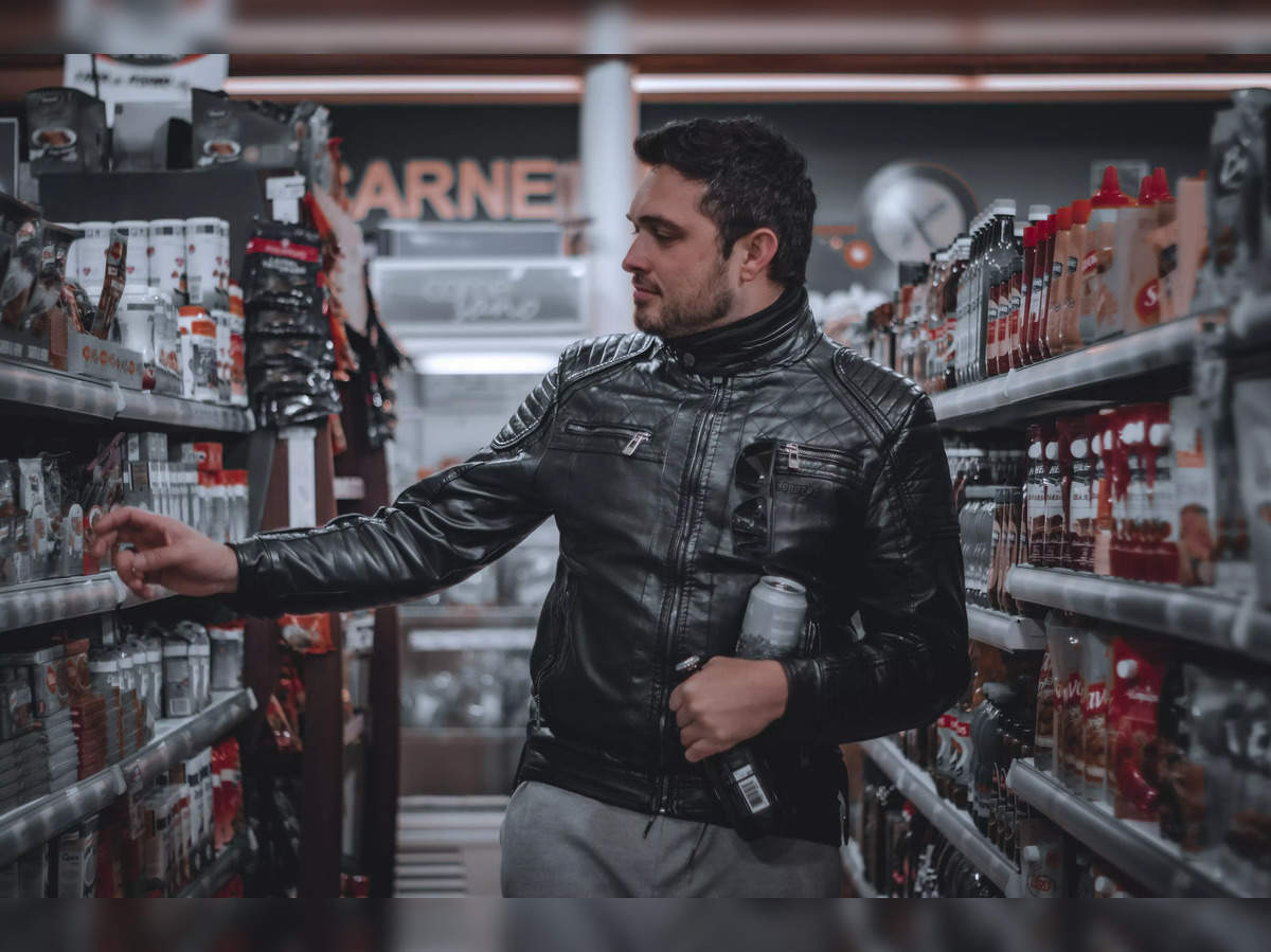 Top 3 Tips To Help You Choose The Best Leather Jacket!! | Brandslock