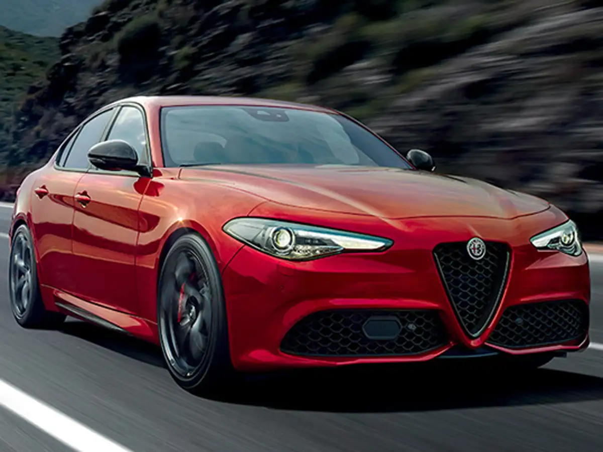 Alfa Romeo Auction Luxe Goes Under The Hammer Vintage Alfa Romeos To Be Auctioned At Sotheby S Can Fetch 20 Mn The Economic Times