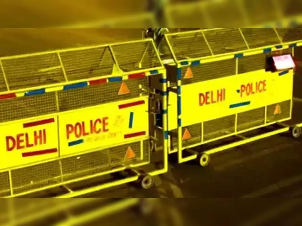 delhi bomb blast: Delhi bomb blast: Blast near Israel embassy in ...