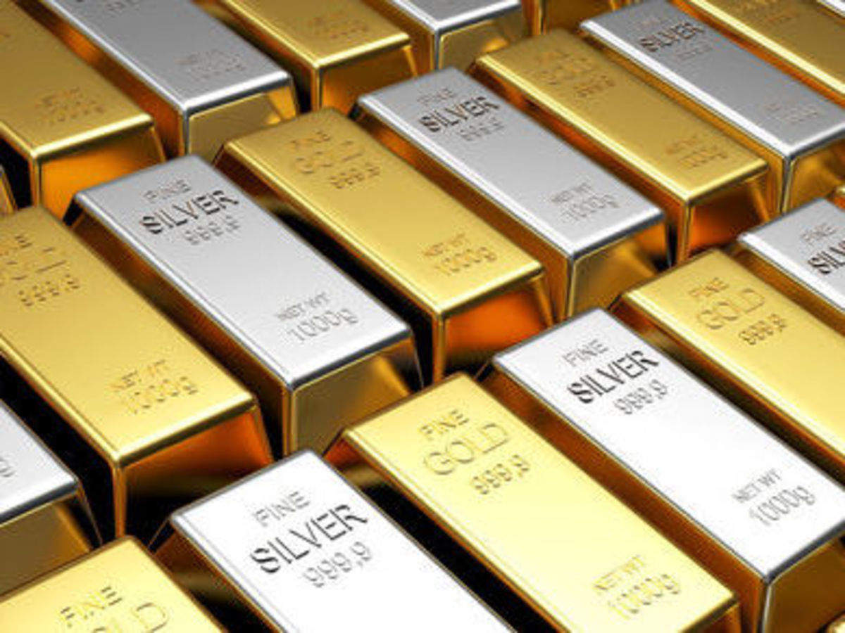 Gold Price Yellow Metal Edges Lower Silver Near Rs 68 400 The Economic Times