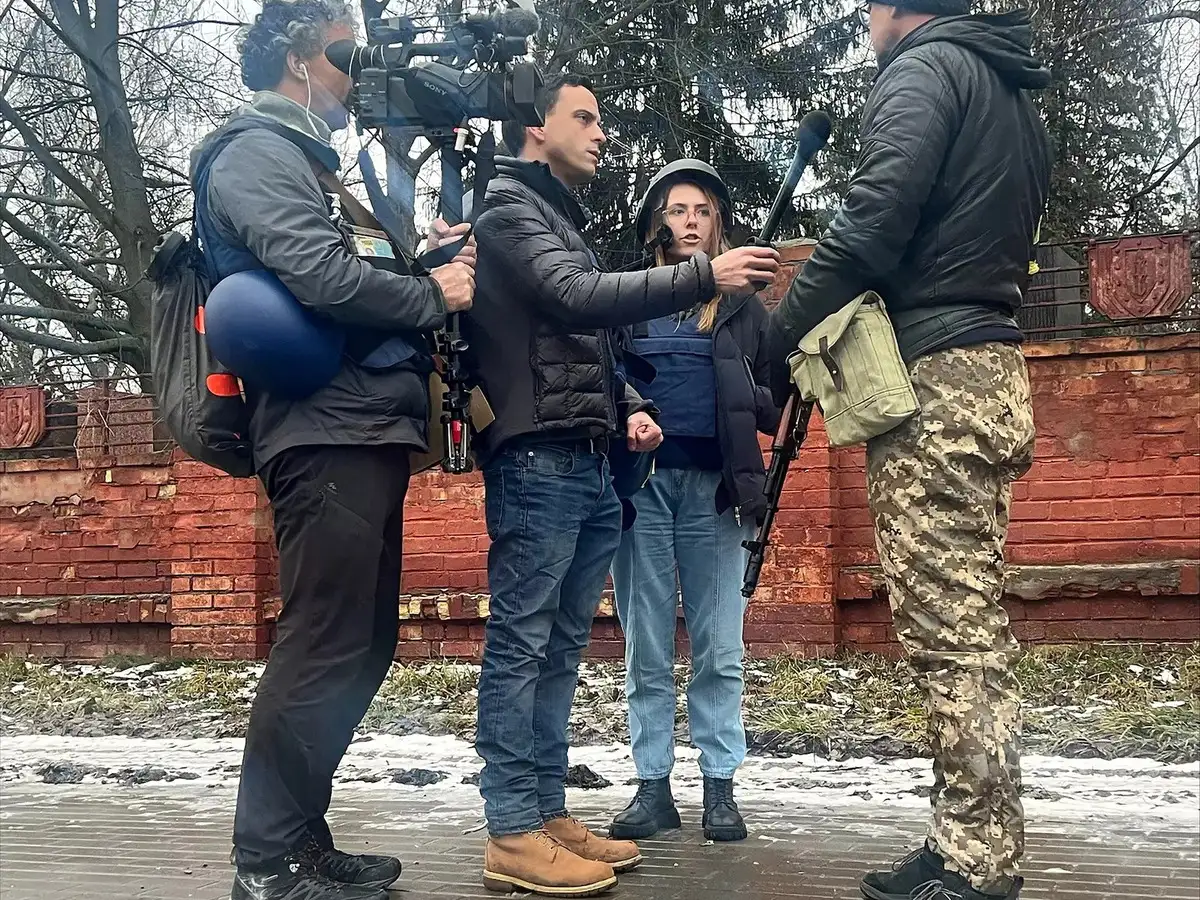 benjamin-hall-fox-news-journalist-benjamin-hall-shot-in-kyiv-blast-posts-about-his-distressing-injuries-the-economic-times