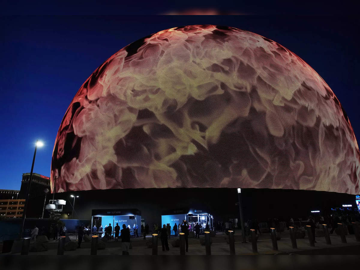 Building the Las Vegas Sphere: World's Largest Spherical Structure