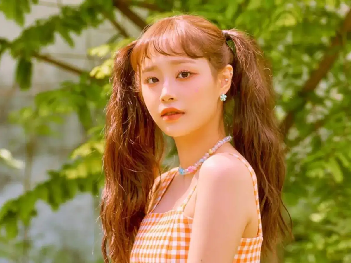 loona chuu why not? 12:00 トレカ 今月の少女 チュウ loona flip that