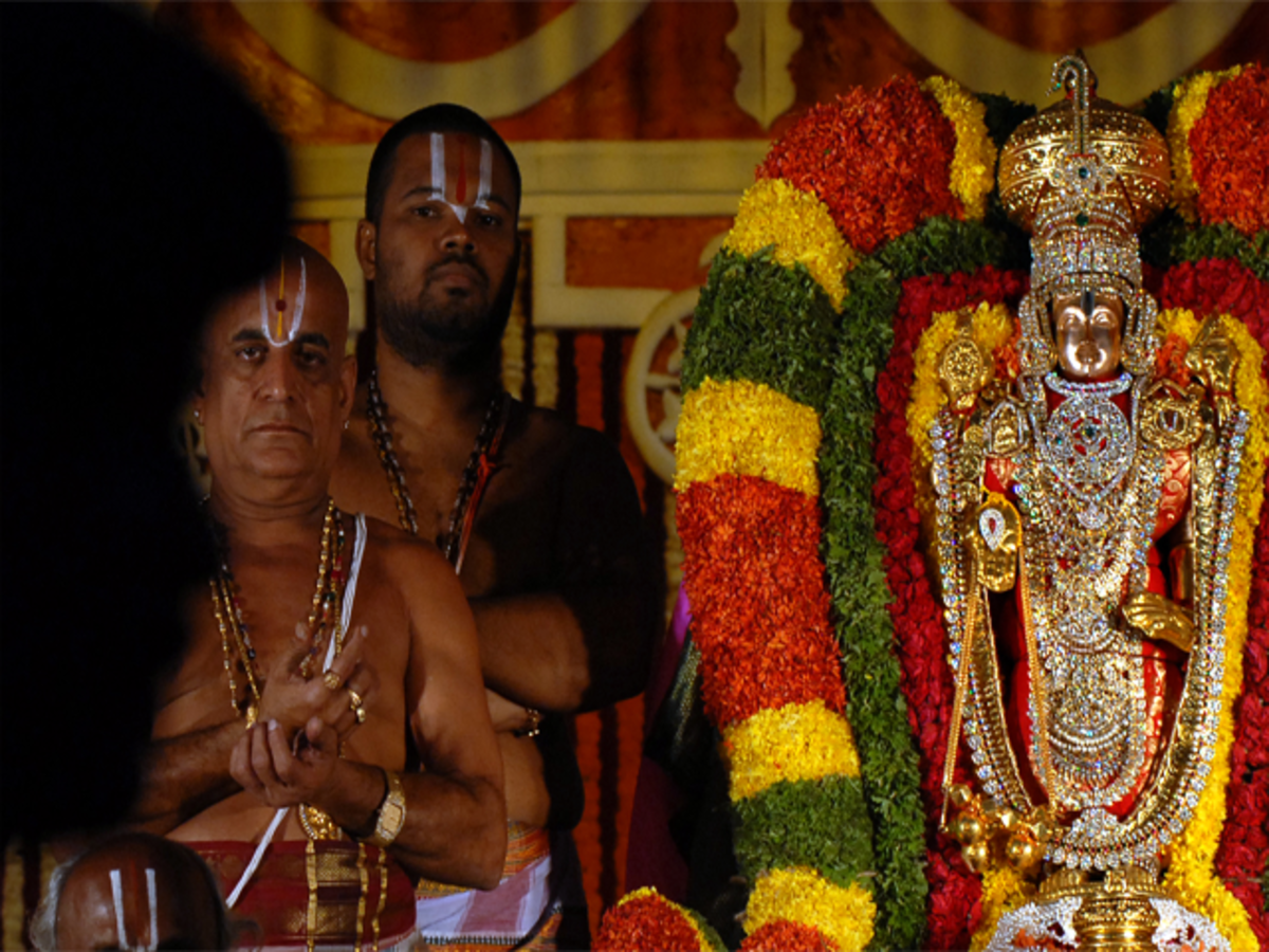 Tirupati Trust opens demat account on Balaji's name to enable ...