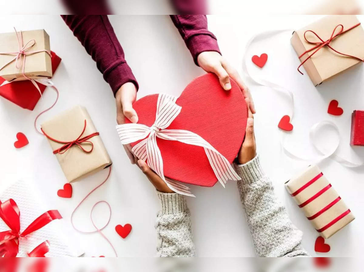 Online Gifts Under 2500 - Premium & Unique Gifts Under 2500 – Confetti Gifts