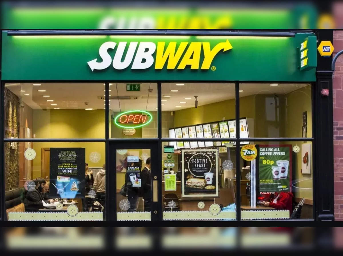 Subway sandwich chain looks to sell after record-setting year