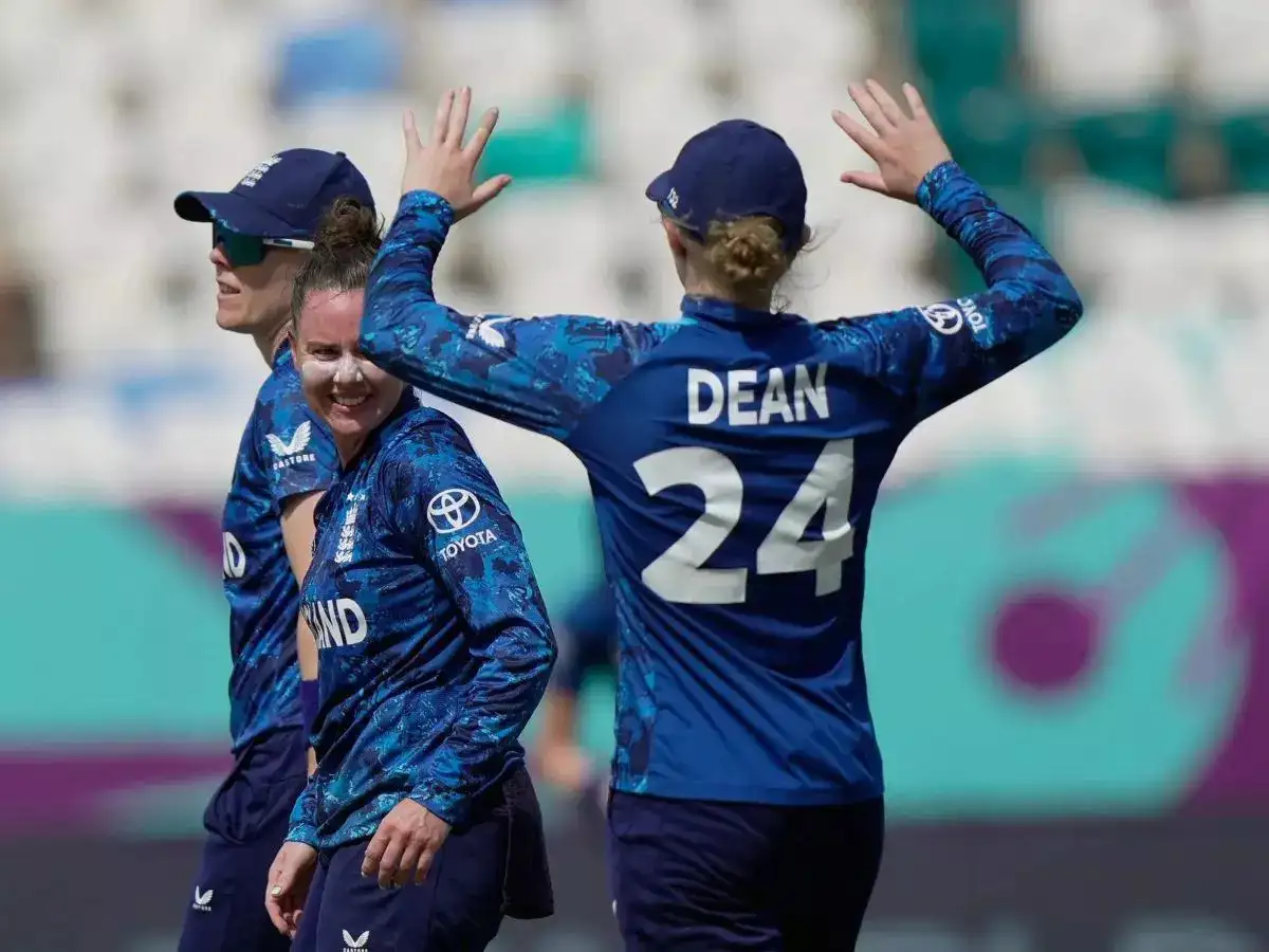Women's World Cup: England crush New Zealand by 8 wickets to deny