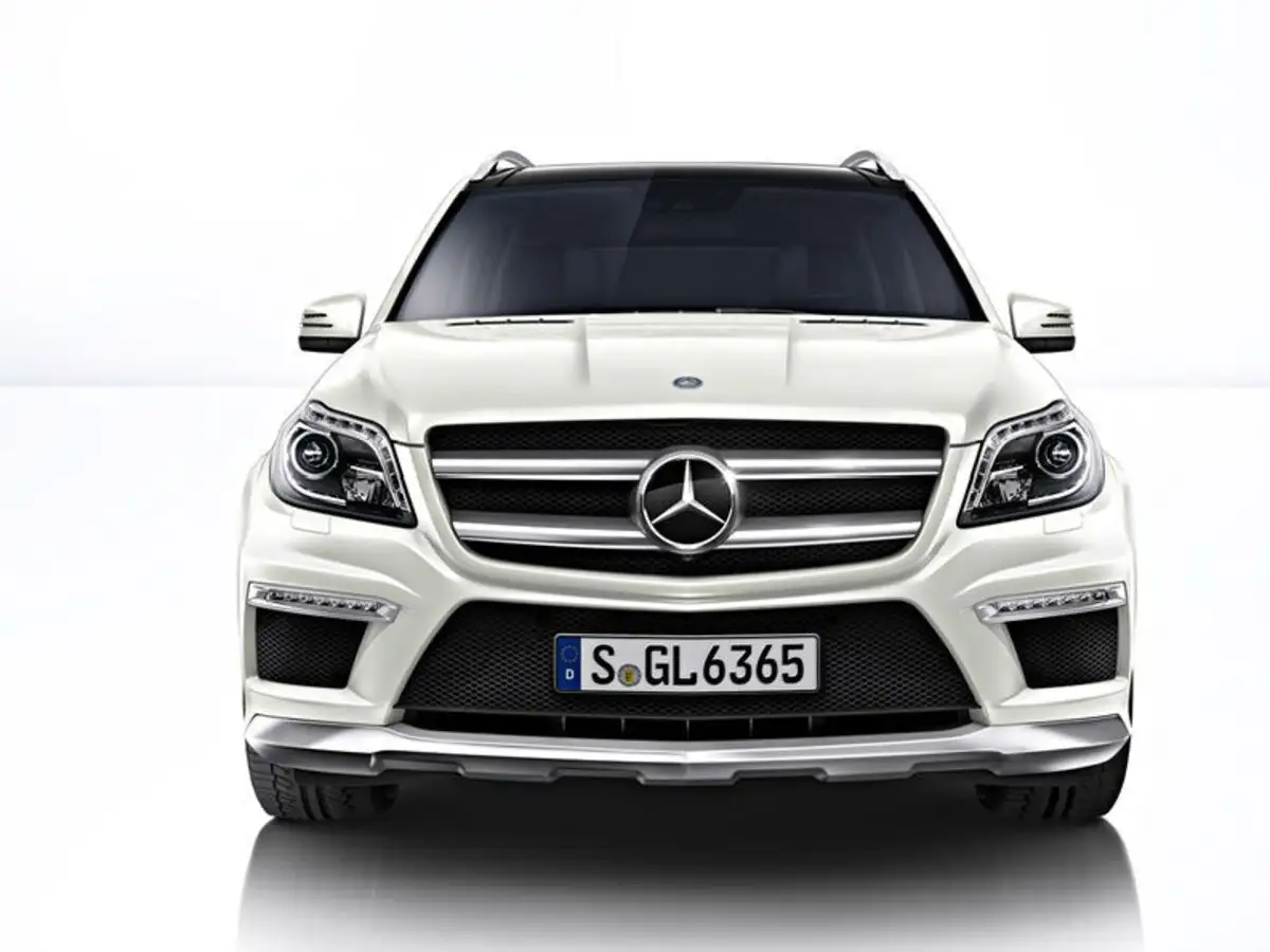 Mercedes Benz Launches Gl 63 Amg Luxury Suv At Rs 1 66 Crore The Economic Times