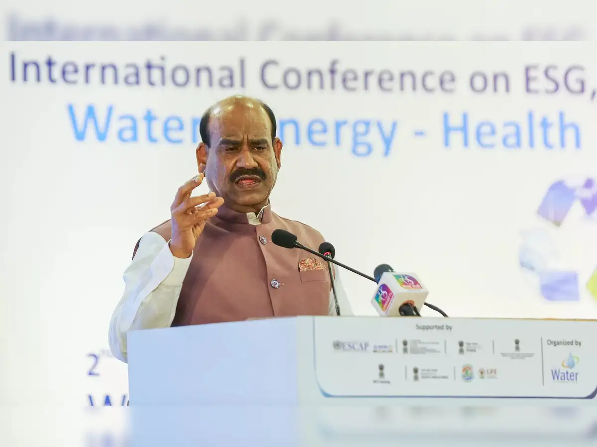 Cong, BJP issue whips as Lok Sabha all set to discuss motion against Speaker