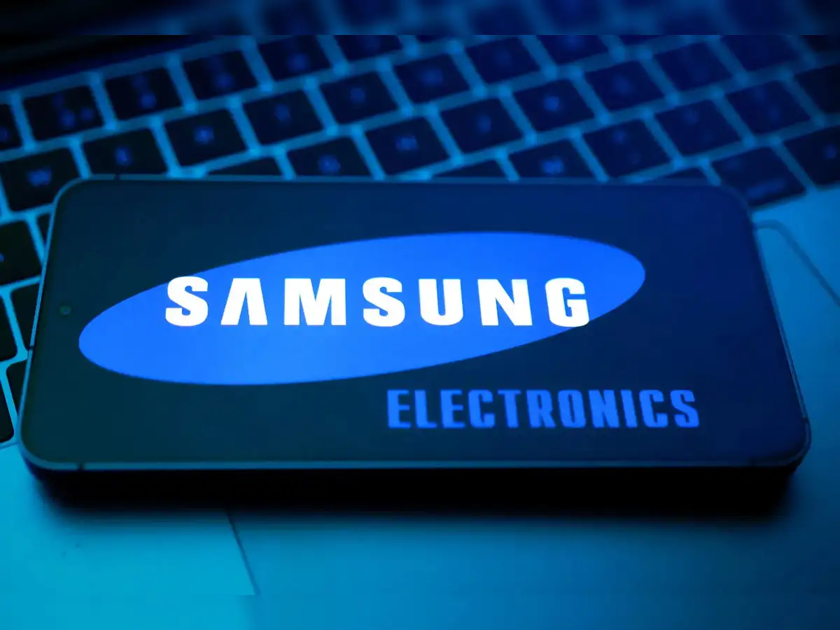 Smartphone era transitioning into 'AI Phone' phase: Samsung - The Economic Times