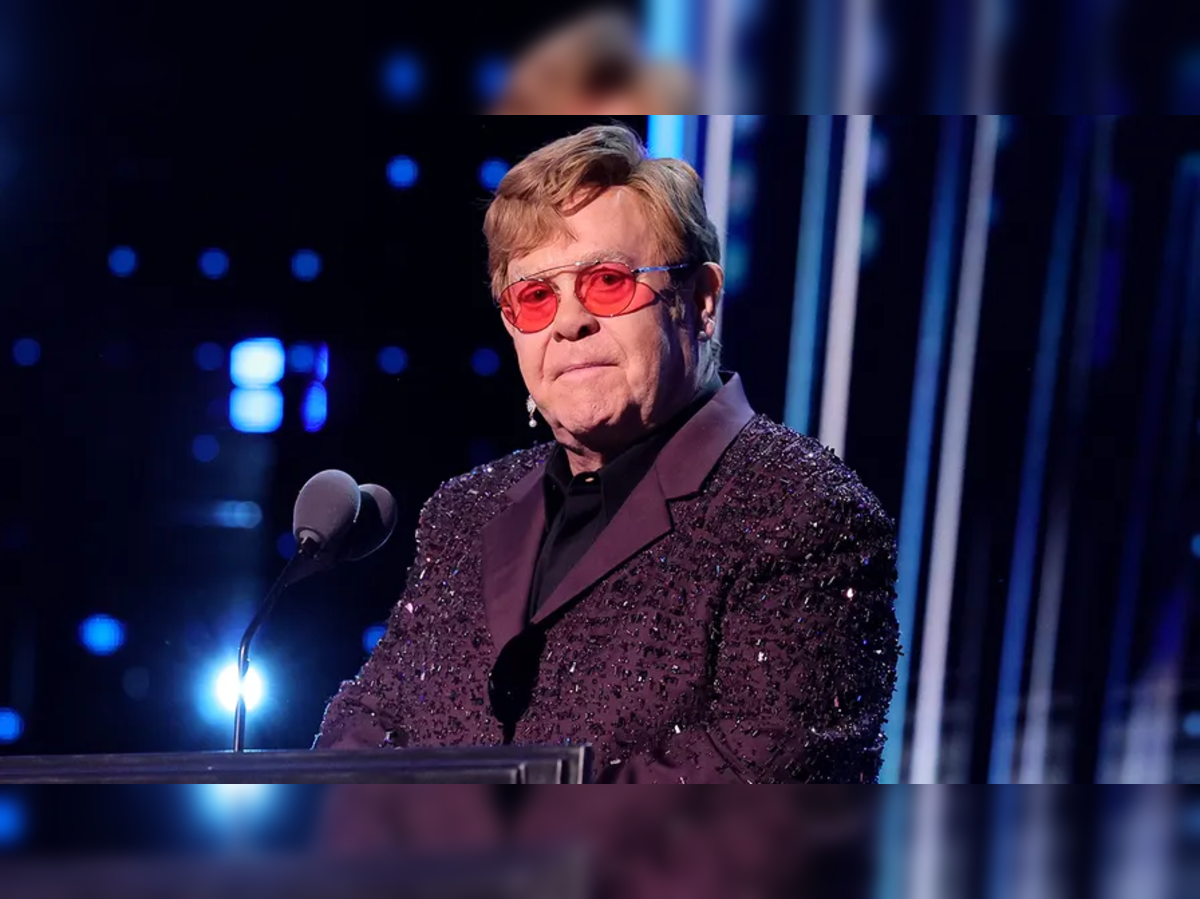 Singer Elton John's health woes continue post-fall in France, says he faces  vision loss after severe eye infection - The Economic Times