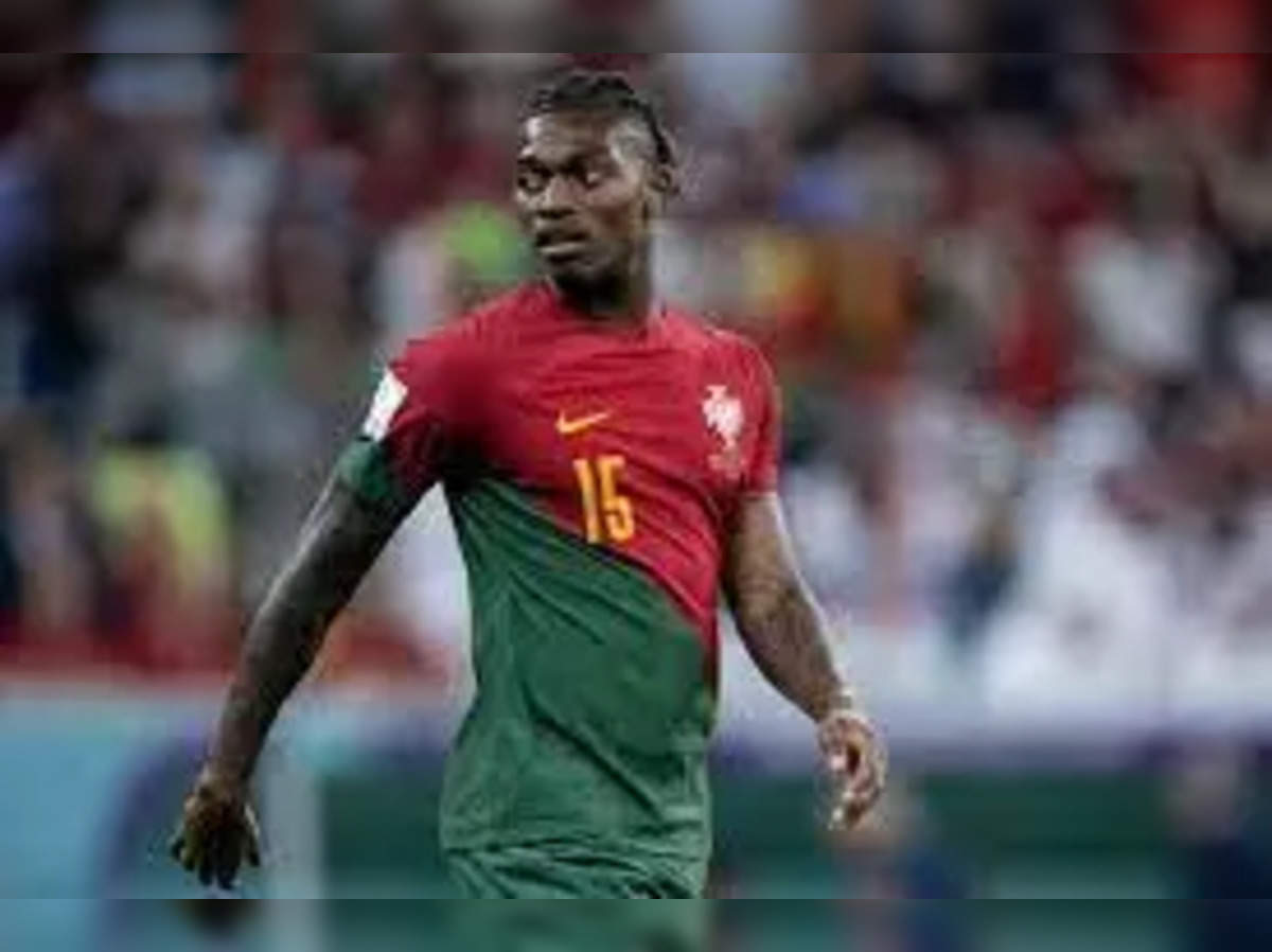 Chelsea news FIFA World Cup 2022 Chelsea remain interested in Portugals Rafael Leao ahead of January transfer window