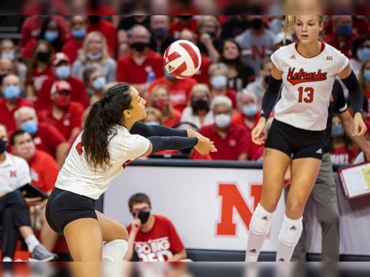 nebraska college volleyball match Nebraska volleyball game shatters record for womens porting event